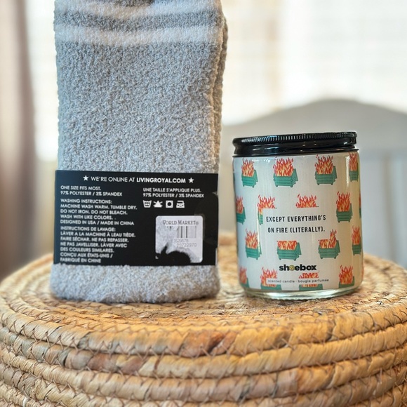 Hallmark & Living Royal 'Everything's Fine' Dumpster Fire Candle & Slipper Socks - Picture 2 of 4